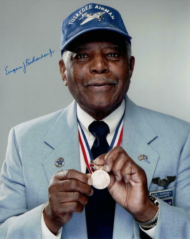 EUGENE RICHARDSON SIGNED AUTOGRAPH 8X10 PHOTO TUSKEGEE AIRMEN WORLD