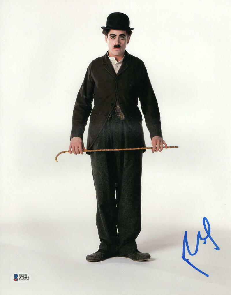 ROBERT DOWNEY JR SIGNED 11X14 PHOTO MARVEL IRONMAN CHAPLIN PROOF