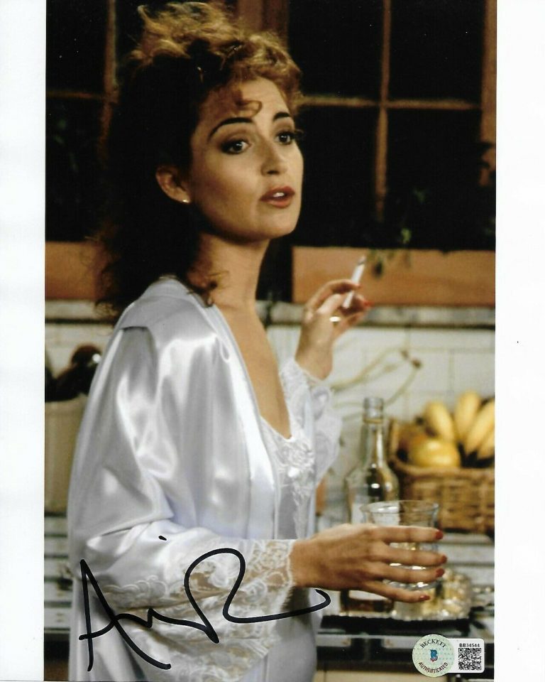 Annie Potts Autographed Signed Who S Harry Crumb Hot Sexy Bas Coa