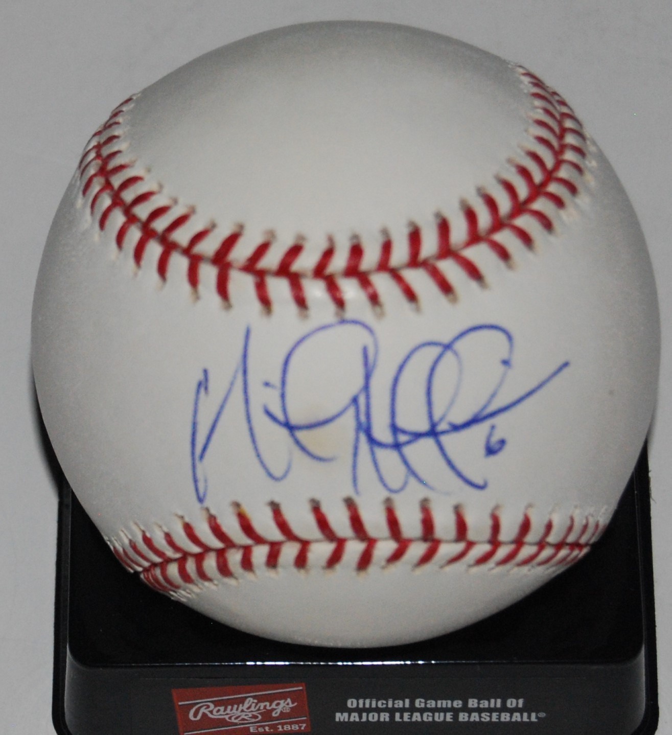 MICAH HOFFPAUIR signed OML BASEBALL (CHICAGO CUBS) Hokkaido Nippon Ham Fighters Collectible Memorabilia