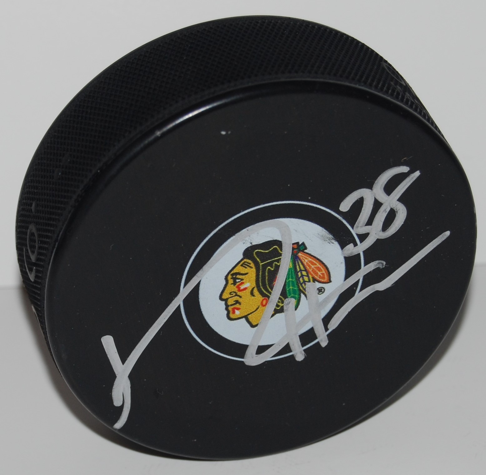RYAN HARTMAN signed (CHICAGO BLACKHAWKS) souvenir logo hockey puck W/COA #2 Collectible Memorabilia