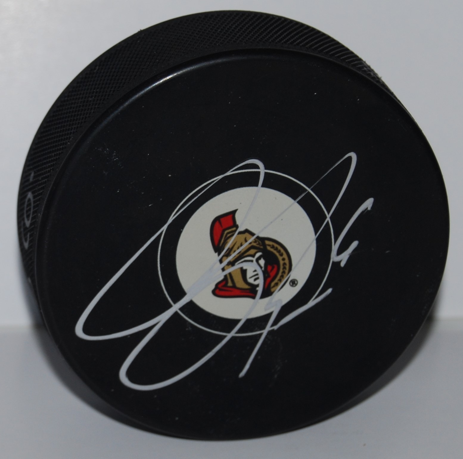 BOBBY RYAN signed (OTTAWA SENATORS) souvenir logo hockey puck W/COA #1 Collectible Memorabilia