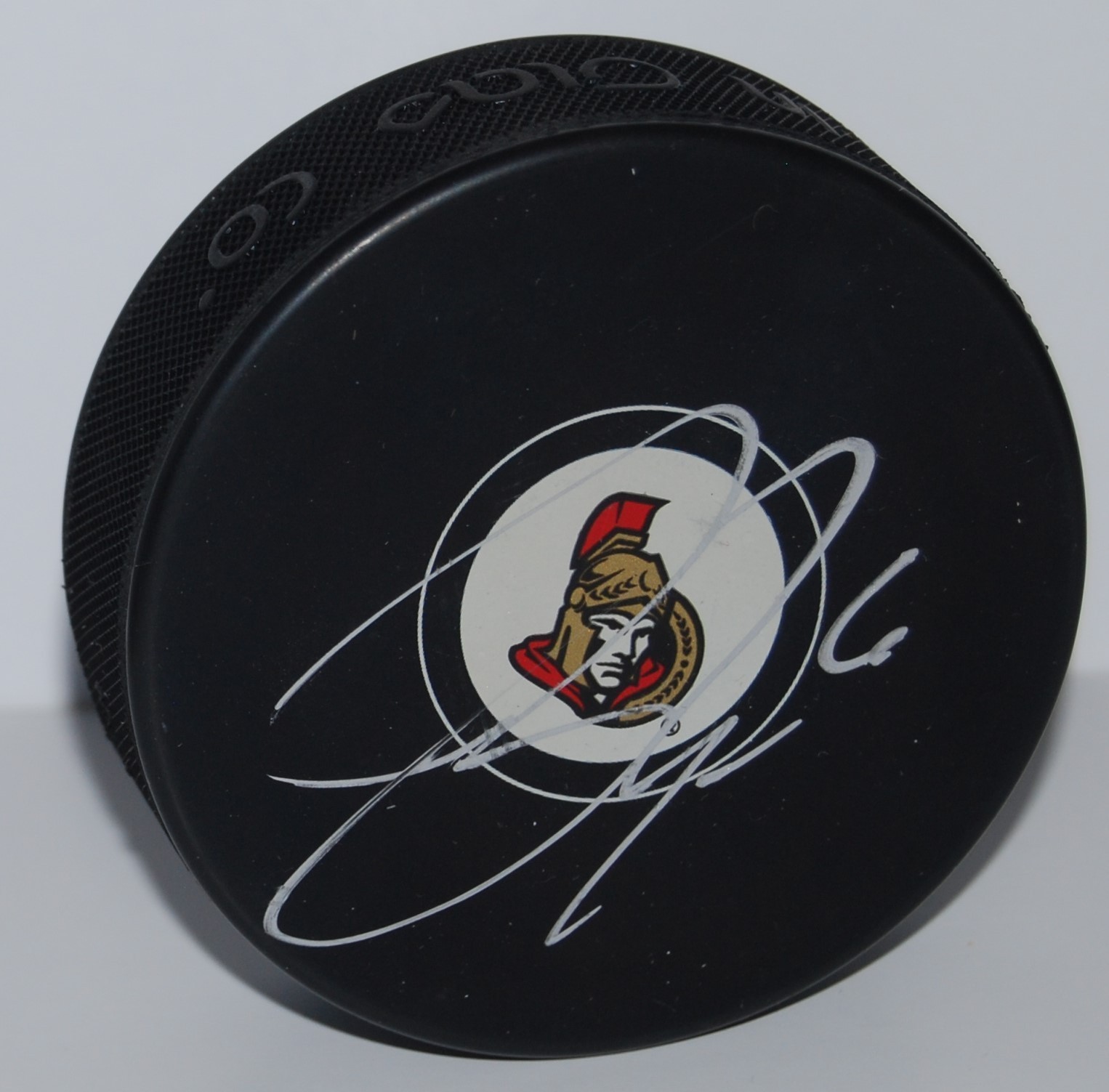 BOBBY RYAN signed (OTTAWA SENATORS) souvenir logo hockey puck W/COA #2 Collectible Memorabilia