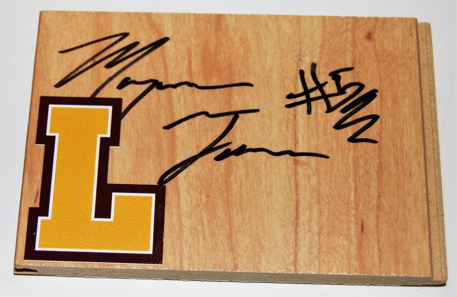 MARQUES TOWNES signed (LOYOLA CHICAGO RAMBLERS) basketball floorboard W/COA C Collectible Memorabilia