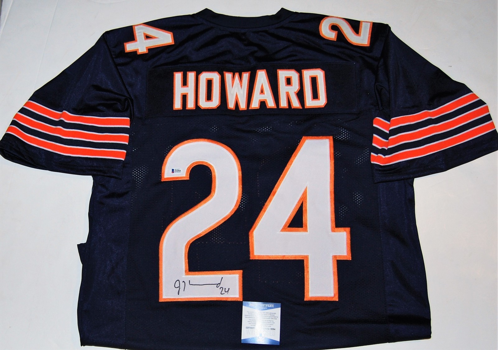 JORDAN HOWARD signed (CHICAGO BEARS) Navy #24 football jersey Beckett COA Collectible Memorabilia