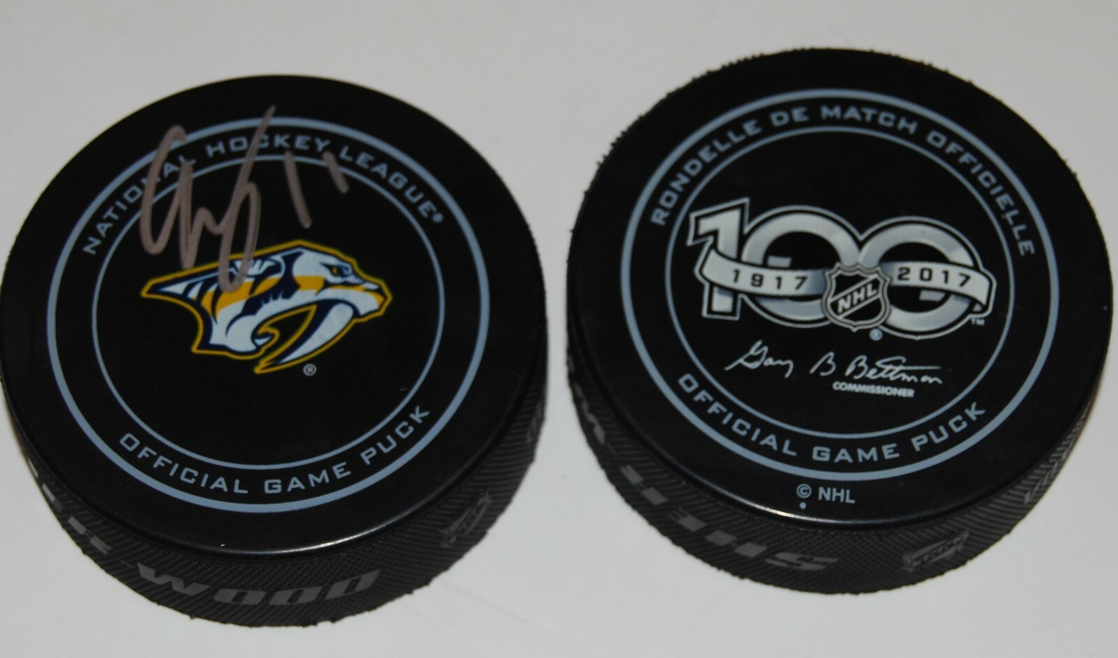 EELI TOLVANEN signed (NASHVILLE PREDATORS) Hockey Game puck W/COA Collectible Memorabilia
