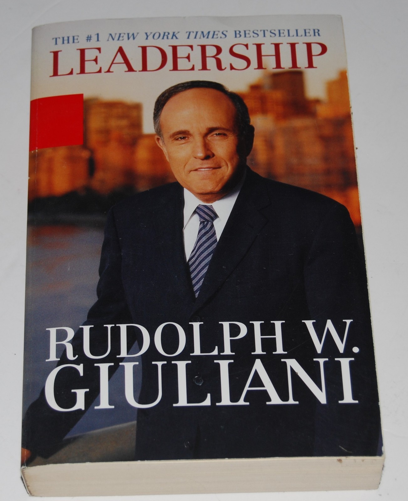 RUDY GIULIANI signed (LEADERSHIP) 1ST EDITION BOOK (NEW YORK MAYOR 9-11) W/COA Collectible Memorabilia
