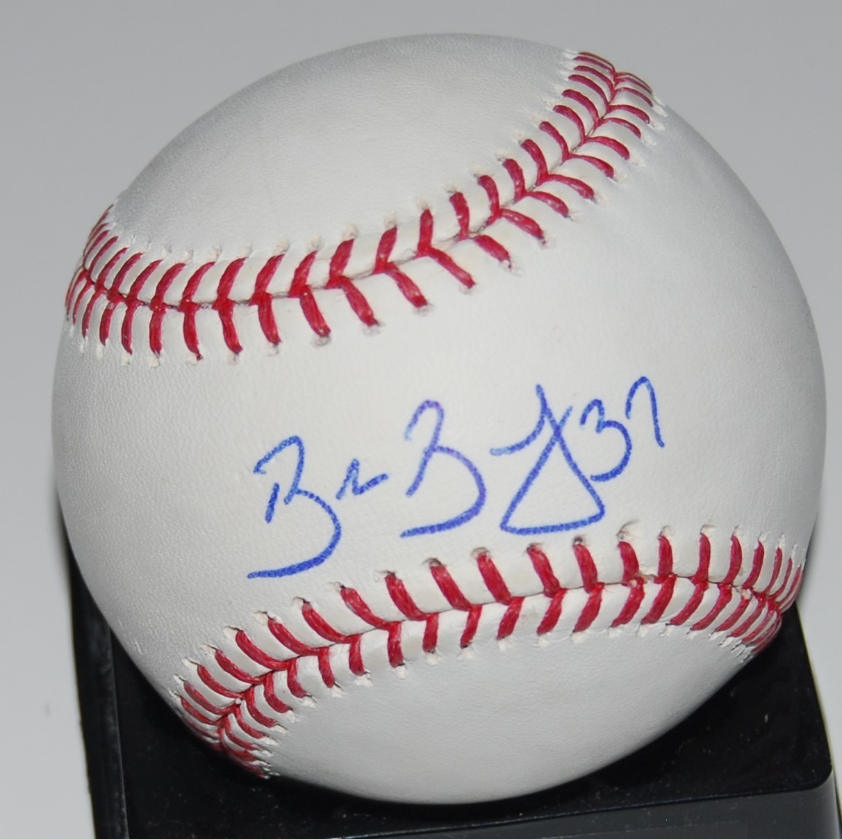 BRANDON BEACHY signed Major League BASEBALL (BRAVES - DODGERS) W/COA Collectible Memorabilia
