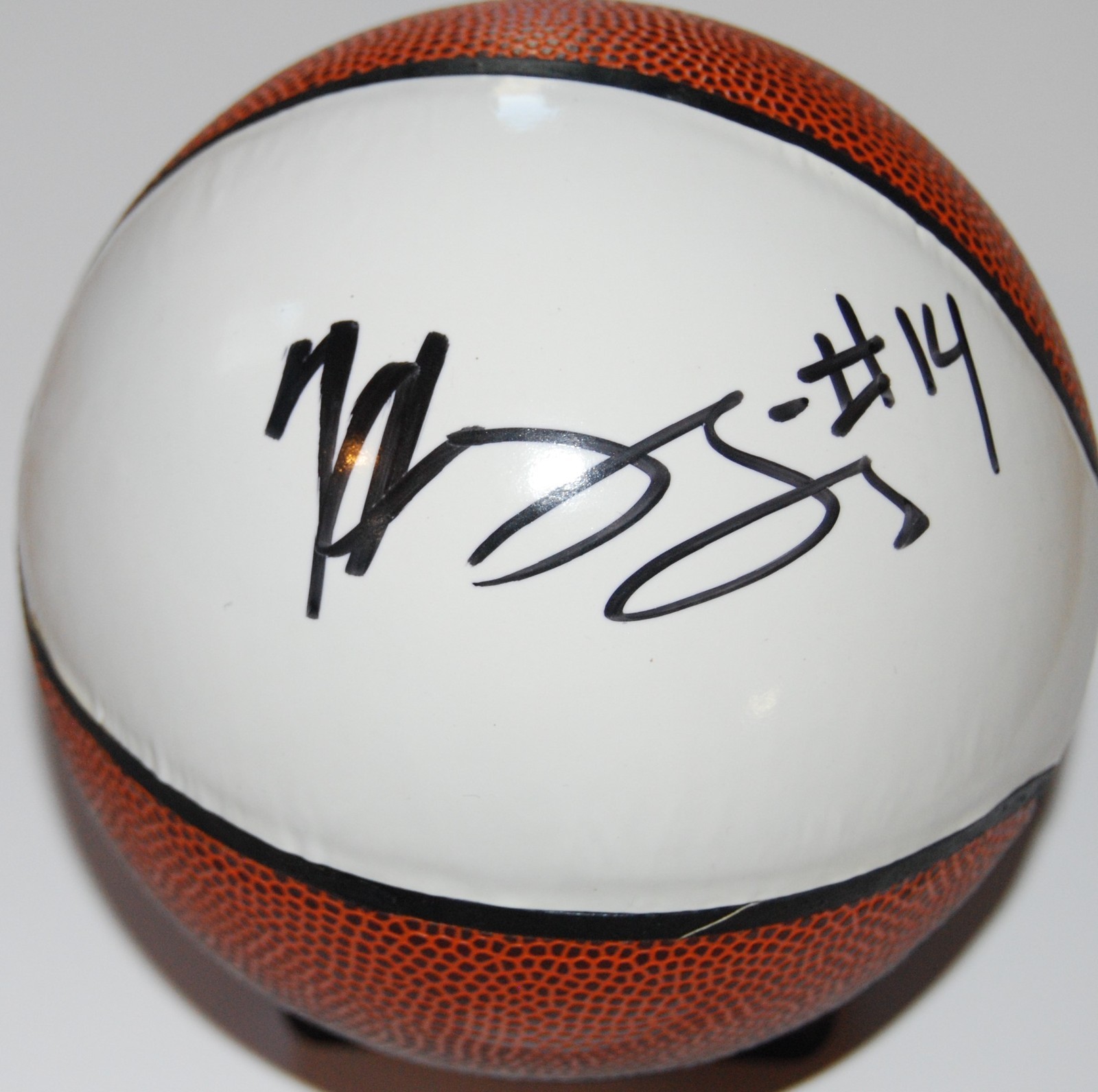 HENRY SIMS signed (GEORGETOWN HOYAS) mini basketball LBA *VANOLI CREMONA* W/COA Collectible Memorabilia