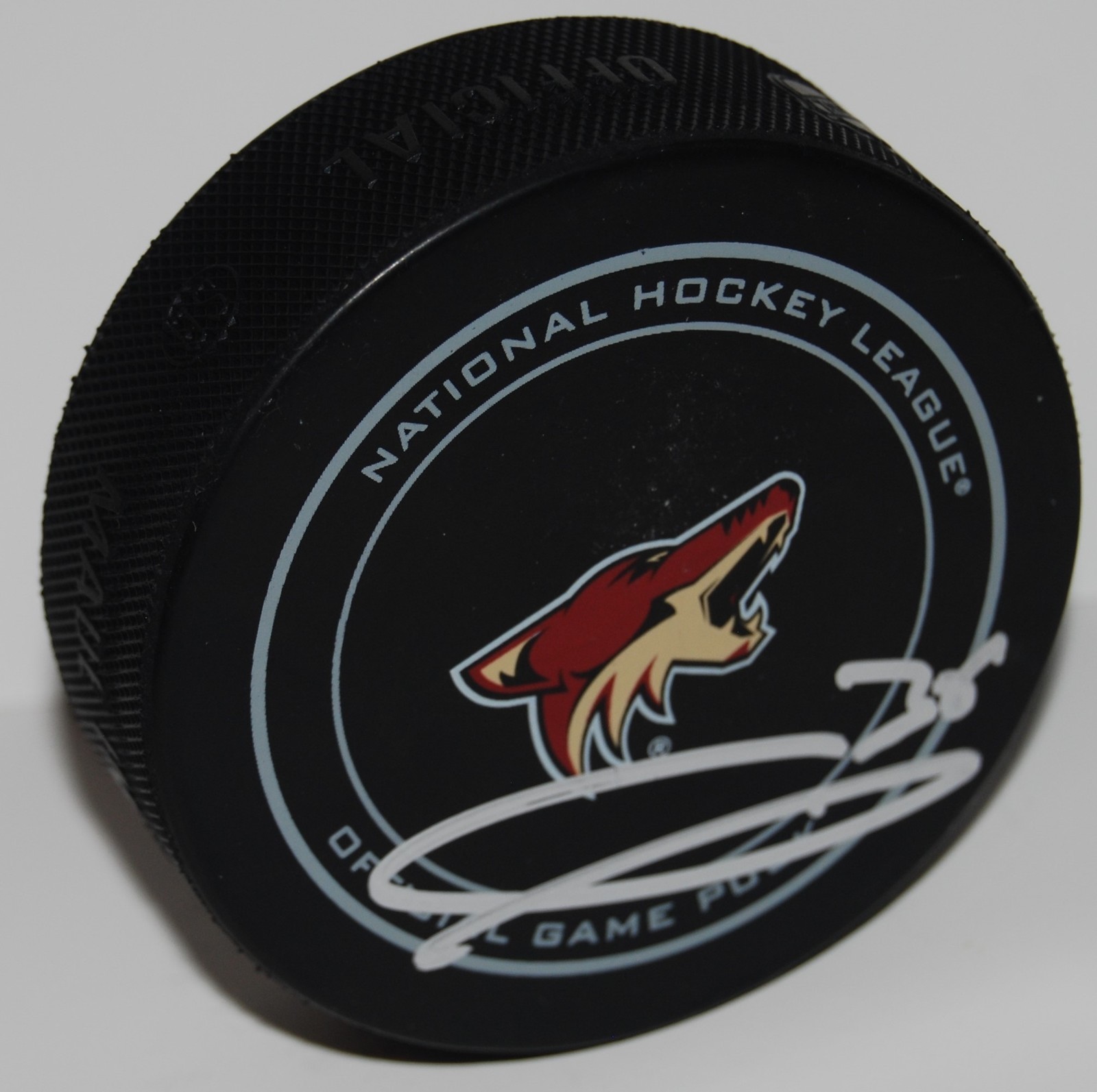 CHRISTIAN FISCHER signed (PHOENIX COYOTES) Official game hockey puck W/COA Collectible Memorabilia