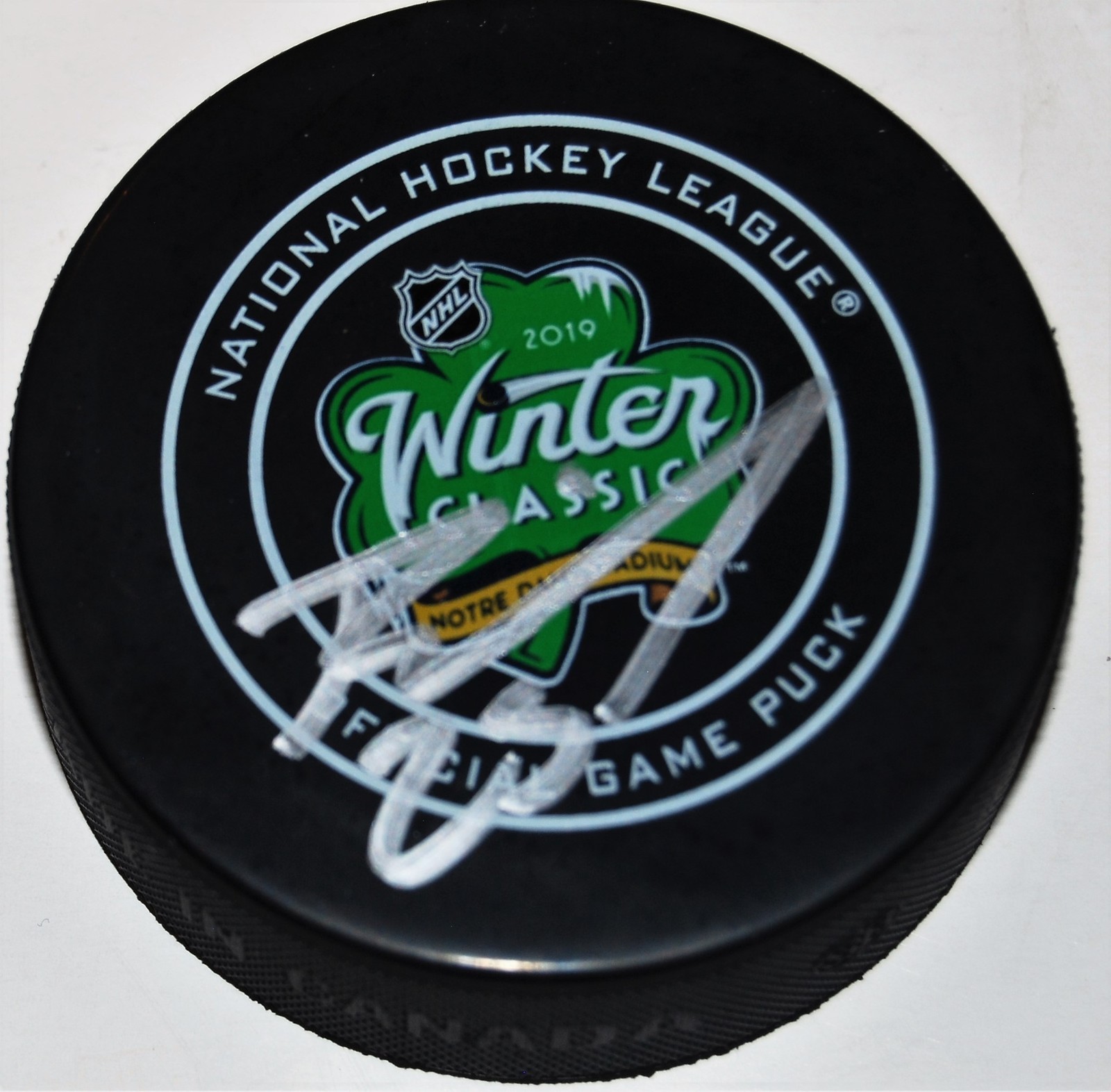 BRANDON MANNING signed (2019 WINTER CLASSIC) Game puck *CHICAGO BLACKHAWKS* COA Collectible Memorabilia