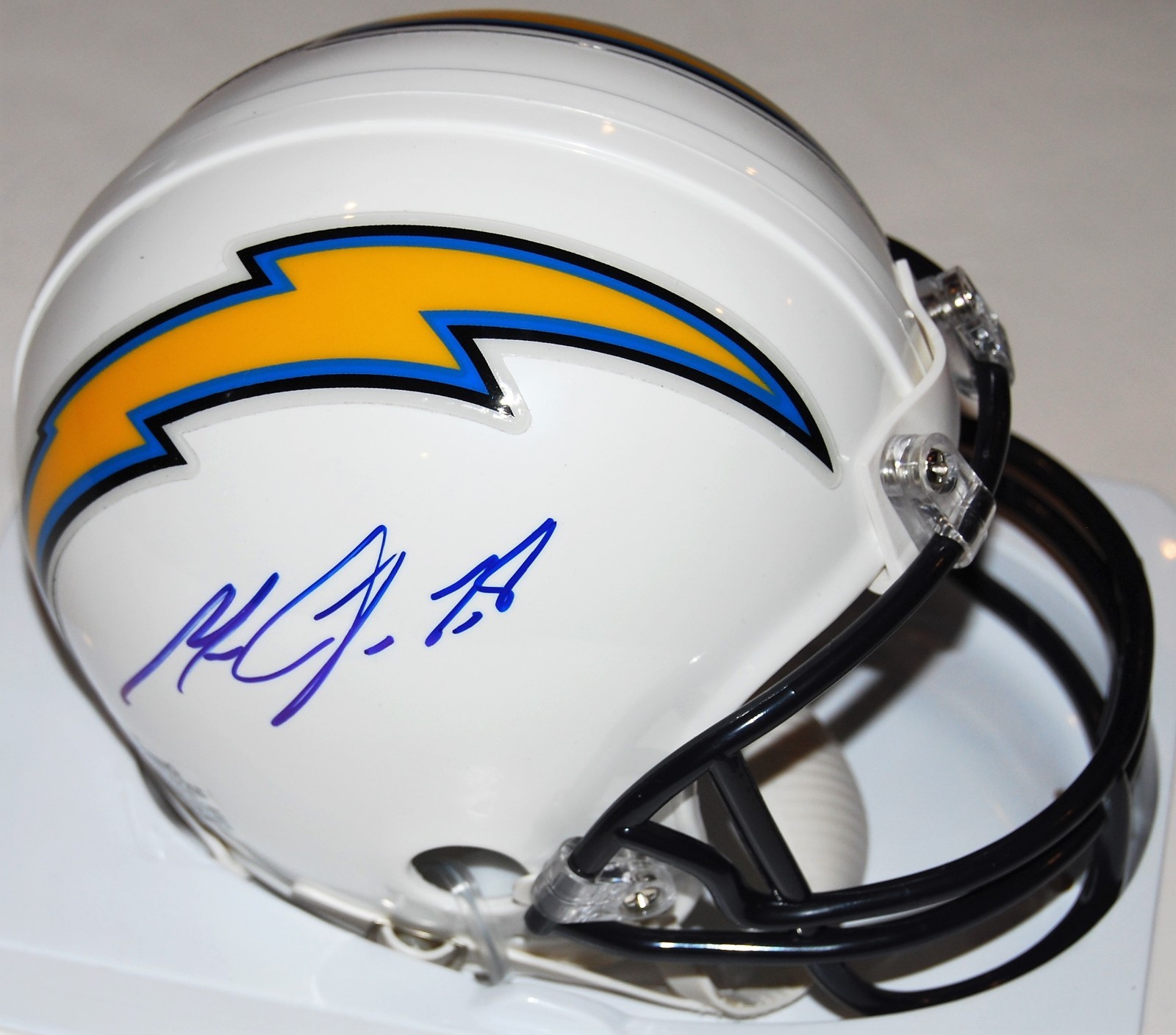 MELVIN GORDON signed (LOS ANGELES CHARGERS autograph mini football helmet W/COA Collectible Memorabilia