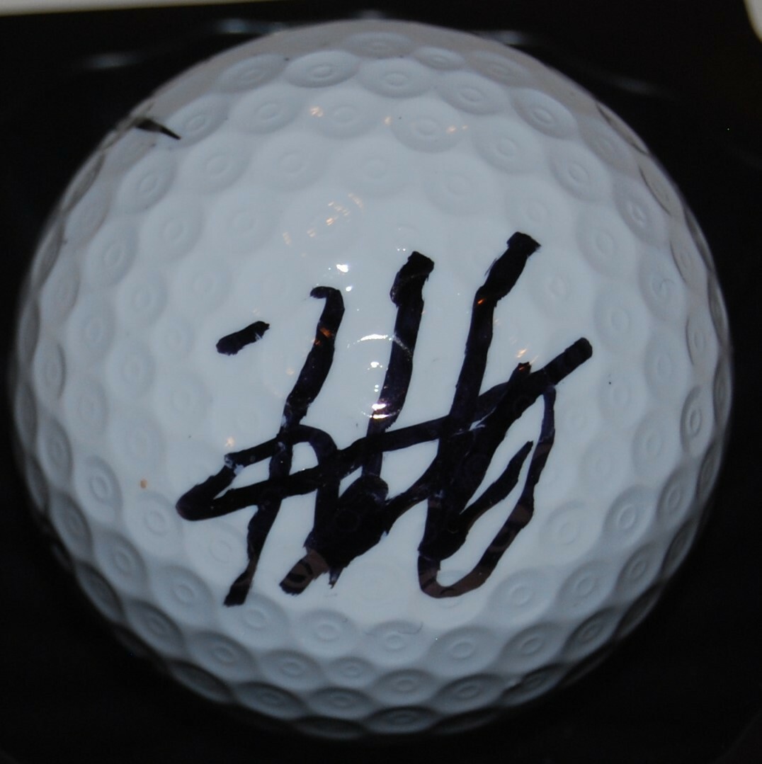 HIDEKI MATSUYAMA signed (PGA GOLF BALL) *2017 US OPEN* W/COA JAPAN #1 Collectible Memorabilia