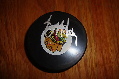 Bill Hay Signed Puck W/COA Chicago Blackhawks HOF ROY A Collectible Memorabilia