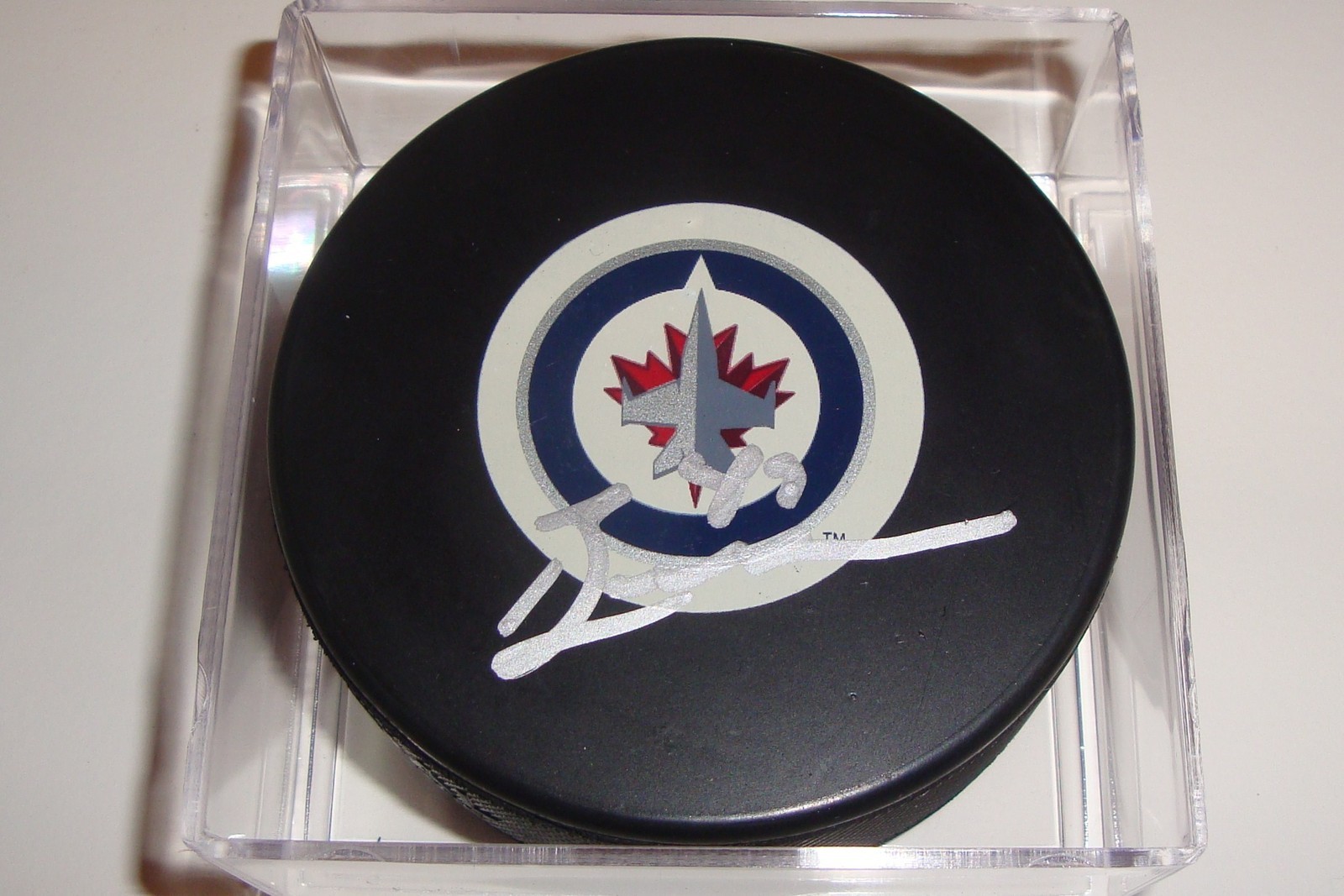 Ben Maxwell Signed Puck w/COA Winnipeg Jets Autograph Souvenir 2011 Collectible Memorabilia