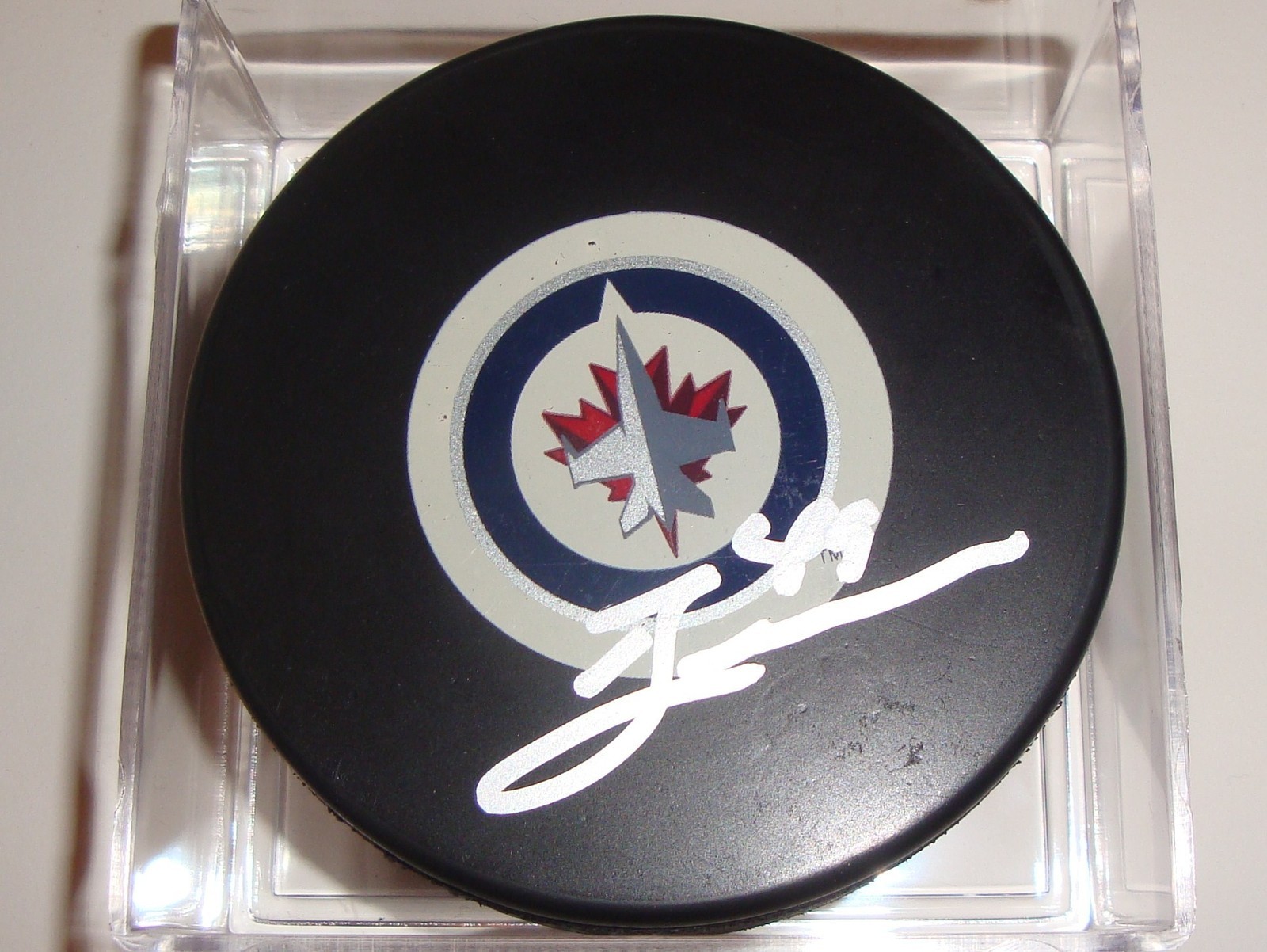 Ben Maxwell Signed Puck w/COA Winnipeg Jets Inaugural Autograph Souvenir 2011 Collectible Memorabilia