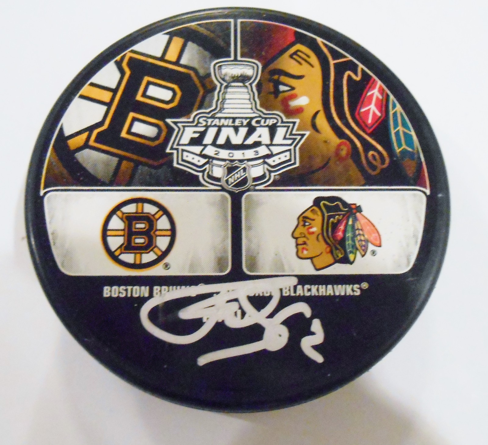 Michael Frolik Signed 2013 Stanley Cup Logo Puck w/COA Bruins Blackhawks Collectible Memorabilia