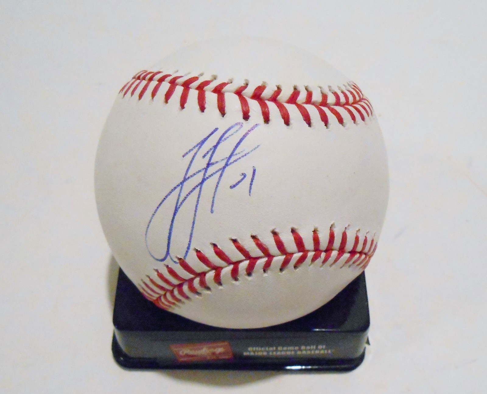 Junior Lake Signed Official Major League Baseball w/COA Chicago Cubs Collectible Memorabilia