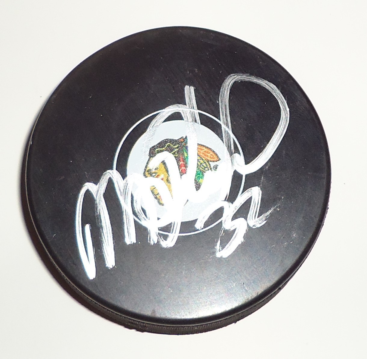 Michal Rozsival signed 2016-17 Chicago Blackhawks souvenir puck w/coa #32 Collectible Memorabilia