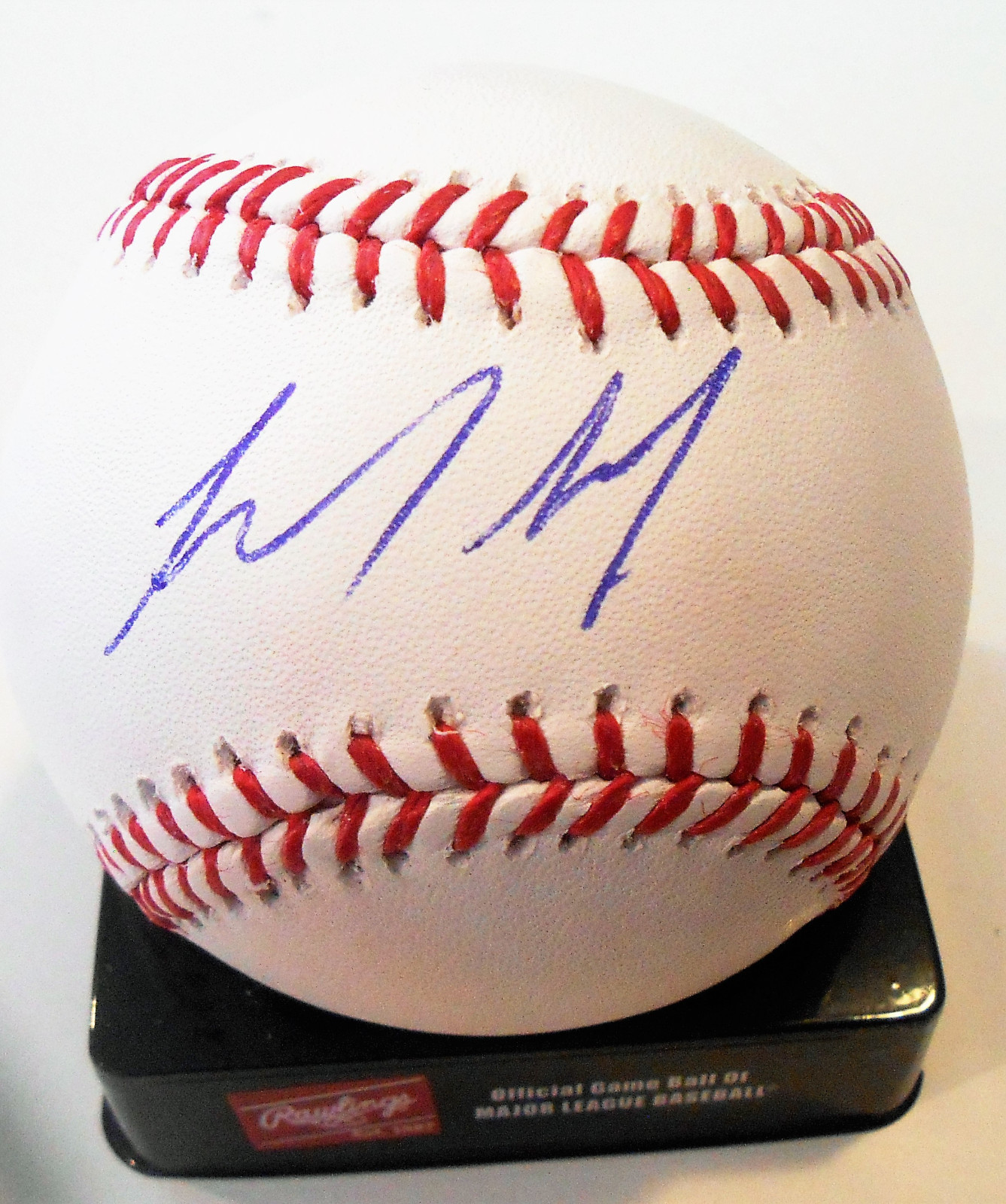 Luiz Gohara Signed Official Major League Baseball W/COA Seattle Mariners Collectible Memorabilia