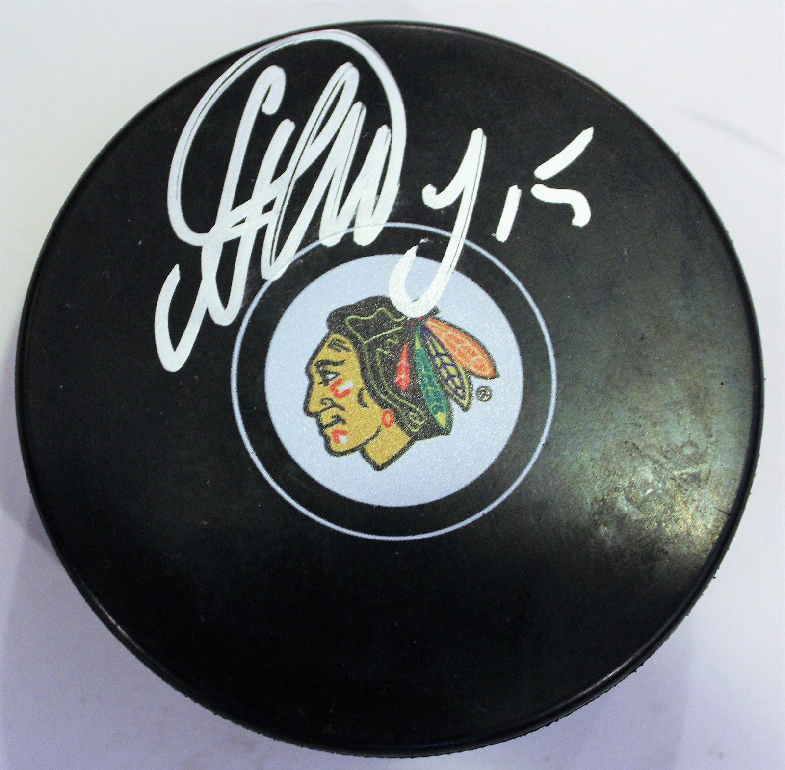 Artem Anisimov Signed 2017-18 Chicago Blackhawks Logo Puck w/COA 2018 Collectible Memorabilia
