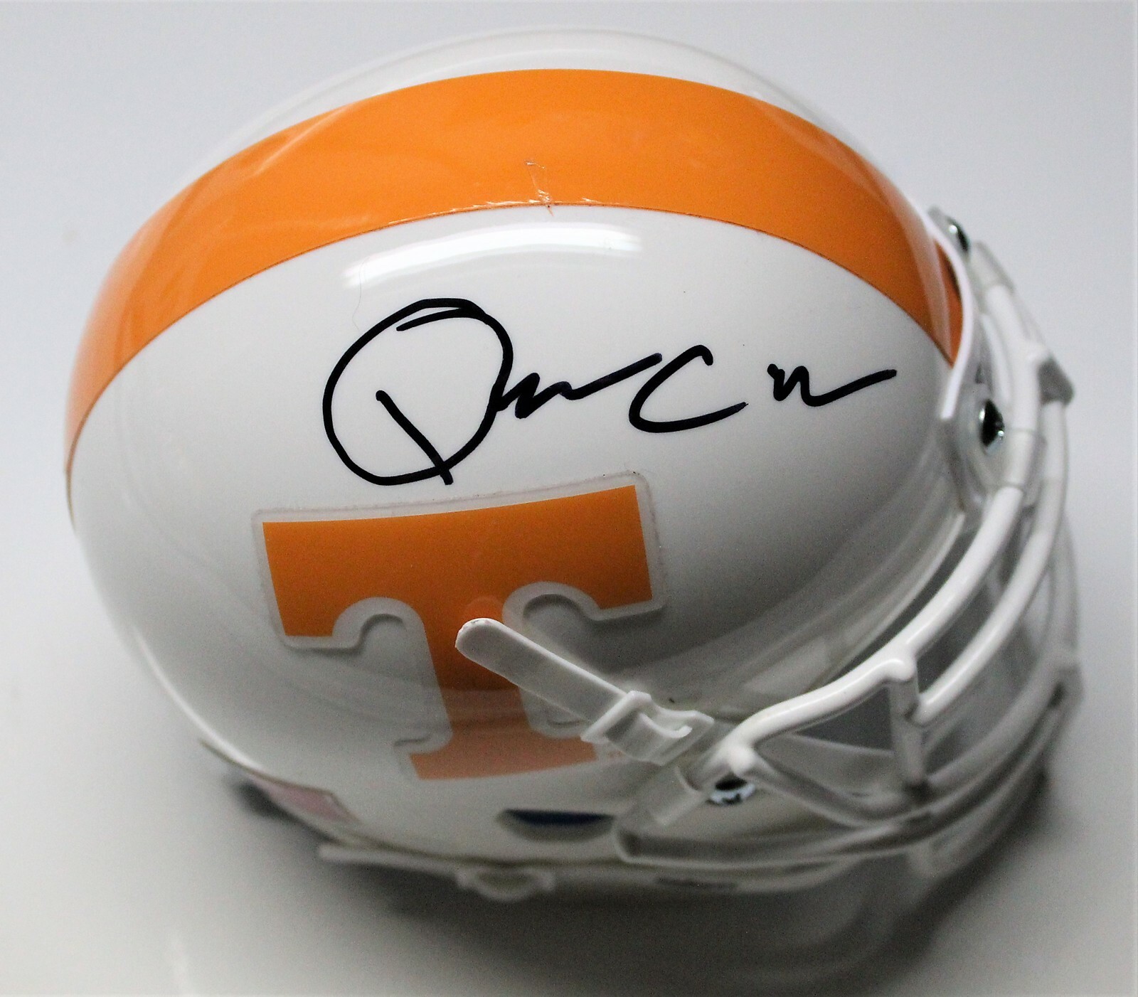 Quavaris Crouch Signed Tennessee Volunteers Mini Football Helmet W/COA Collectible Memorabilia