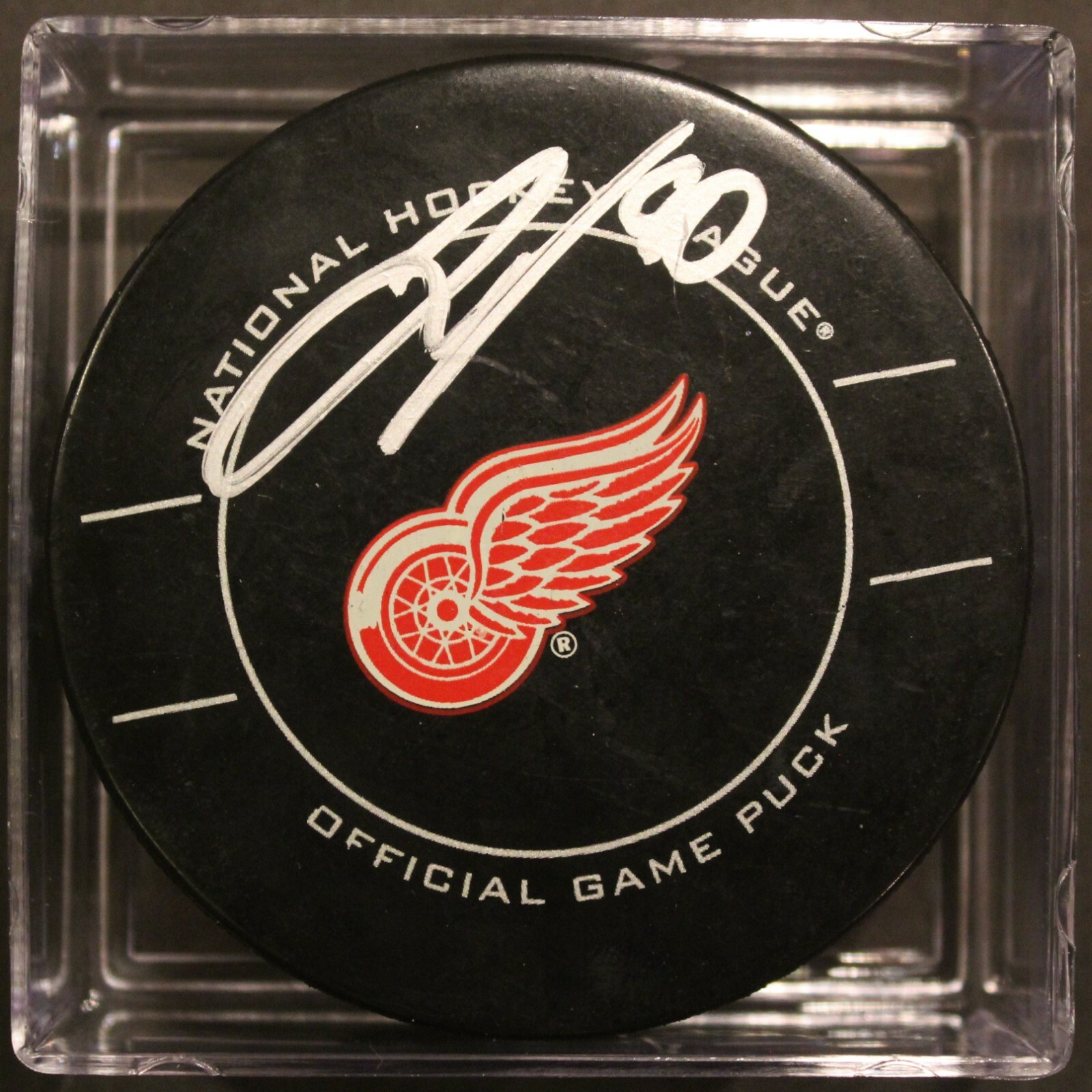 Joe Veleno Signed Detroit Redwings Official Game Hockey Puck w/COA 2020 Collectible Memorabilia