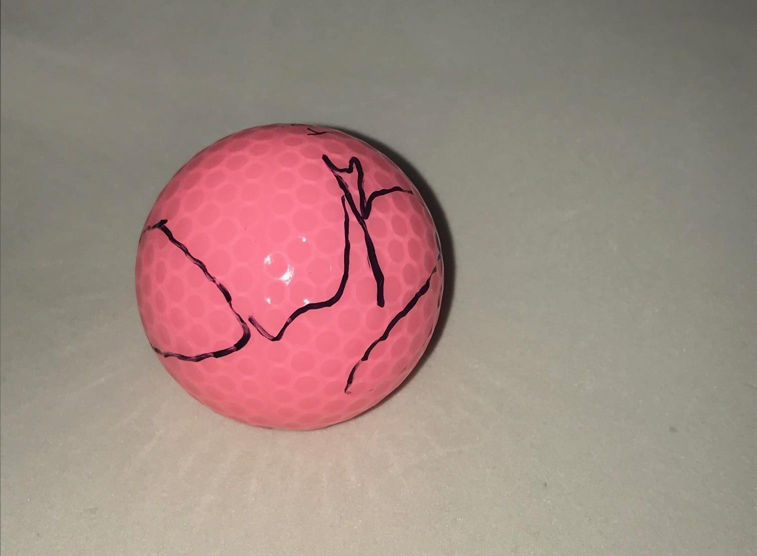 Moriya Jutanugarn signed Pink Wilson Hope Golf Ball autographed LPGA Collectible Memorabilia