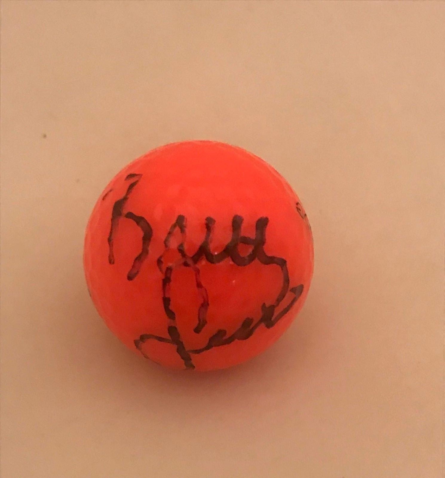 Brittany Lincicome signed Hot Pink Wilson Hope Golf Ball autographed LPGA USA Collectible Memorabilia