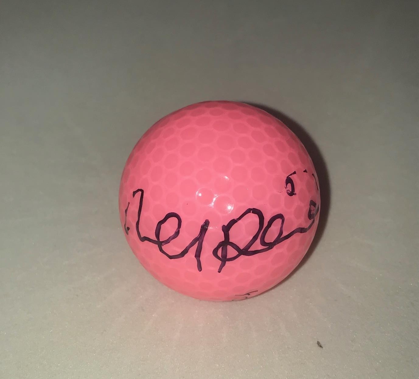Melissa Mel Reid signed Pink Wilson Hope Golf Ball autographed LPGA England Collectible Memorabilia