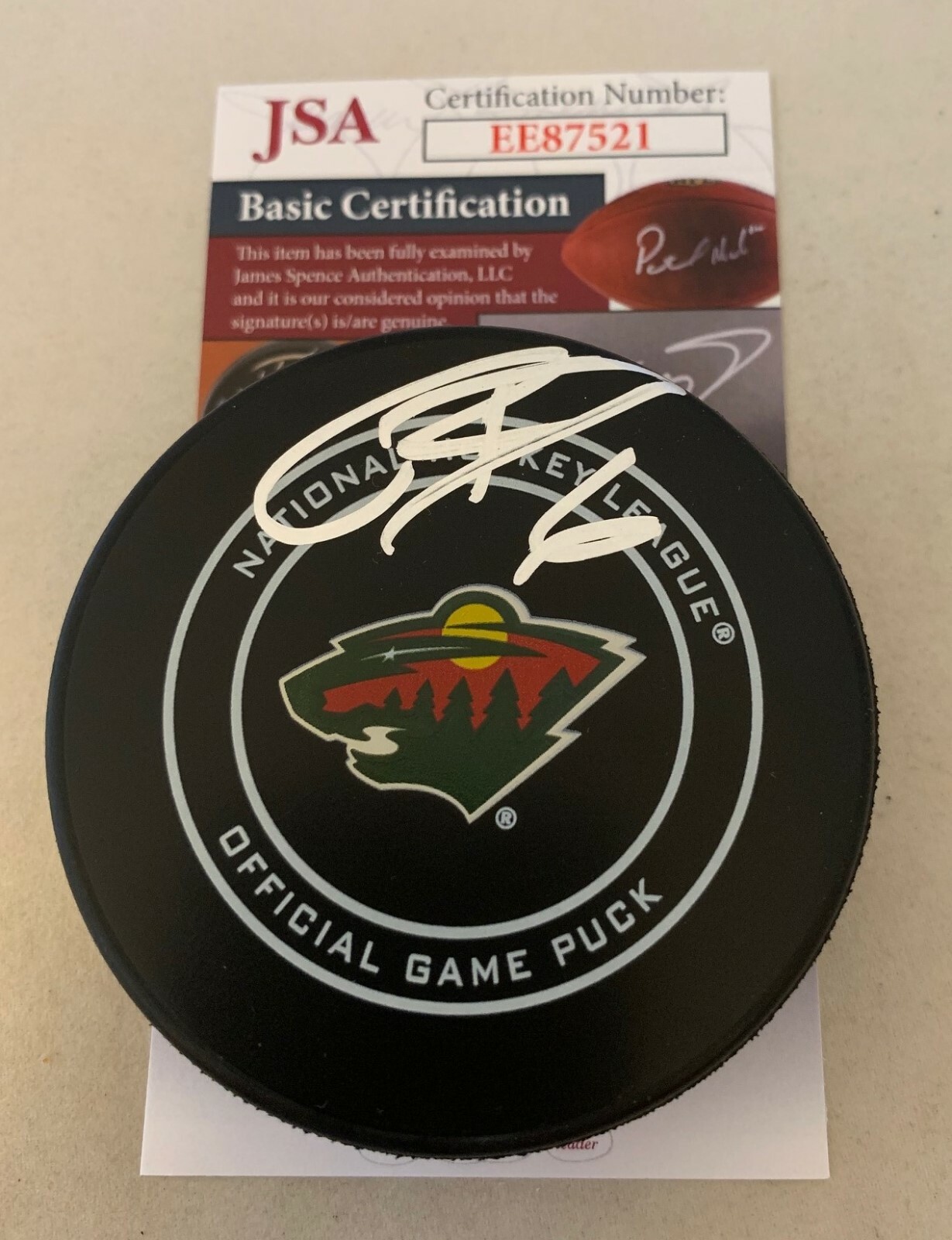 Ryan Donato signed Minnesota Wild Official Game Puck autographed JSA Collectible Memorabilia