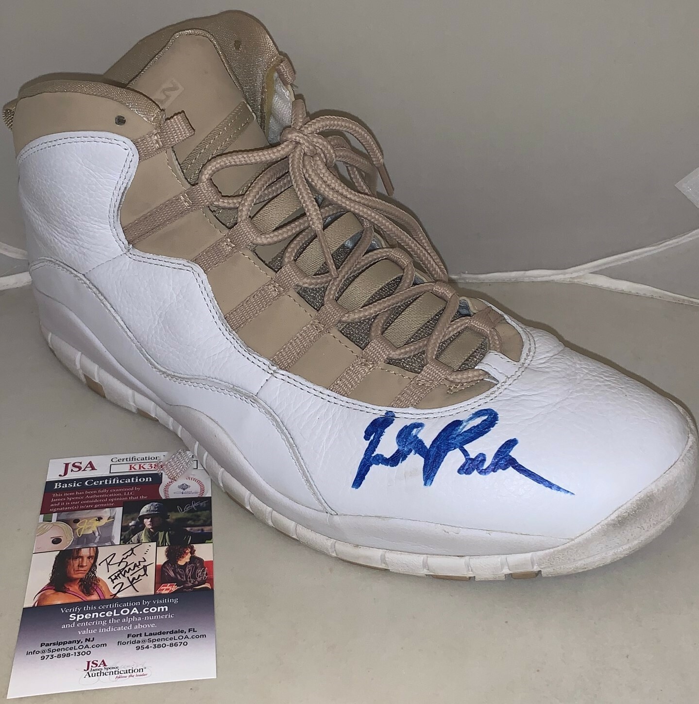Jabari Parker Milwaukee Bucks signed Game Used Air Jordan Shoe autographed JSA Collectible Memorabilia