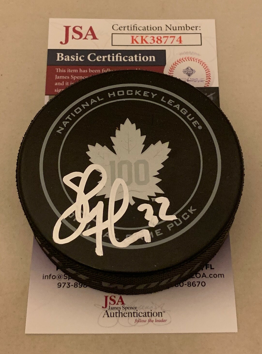 Steve Thomas signed Toronto Maple Leafs 100th Anniversary Official Game Puck JSA Collectible Memorabilia
