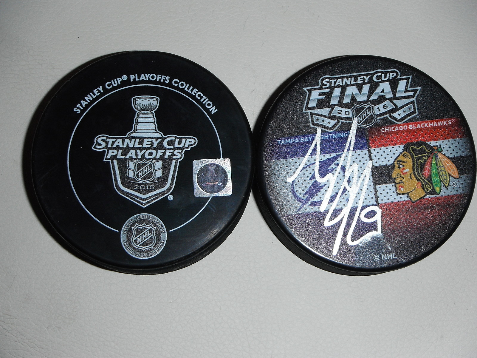 TAMPA BAY LIGHTNING TYLER JOHNSON SIGNED 2015 STANLEY CUP PUCK HOT Collectible Memorabilia
