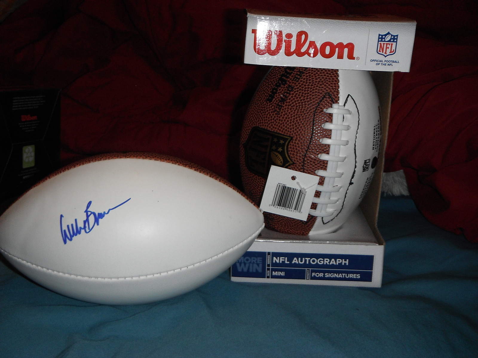 OAKLAND RAIDERS HALL OF FAMER WILLIE BROWN SIGNED WHITE PANEL FOOTBALL Collectible Memorabilia