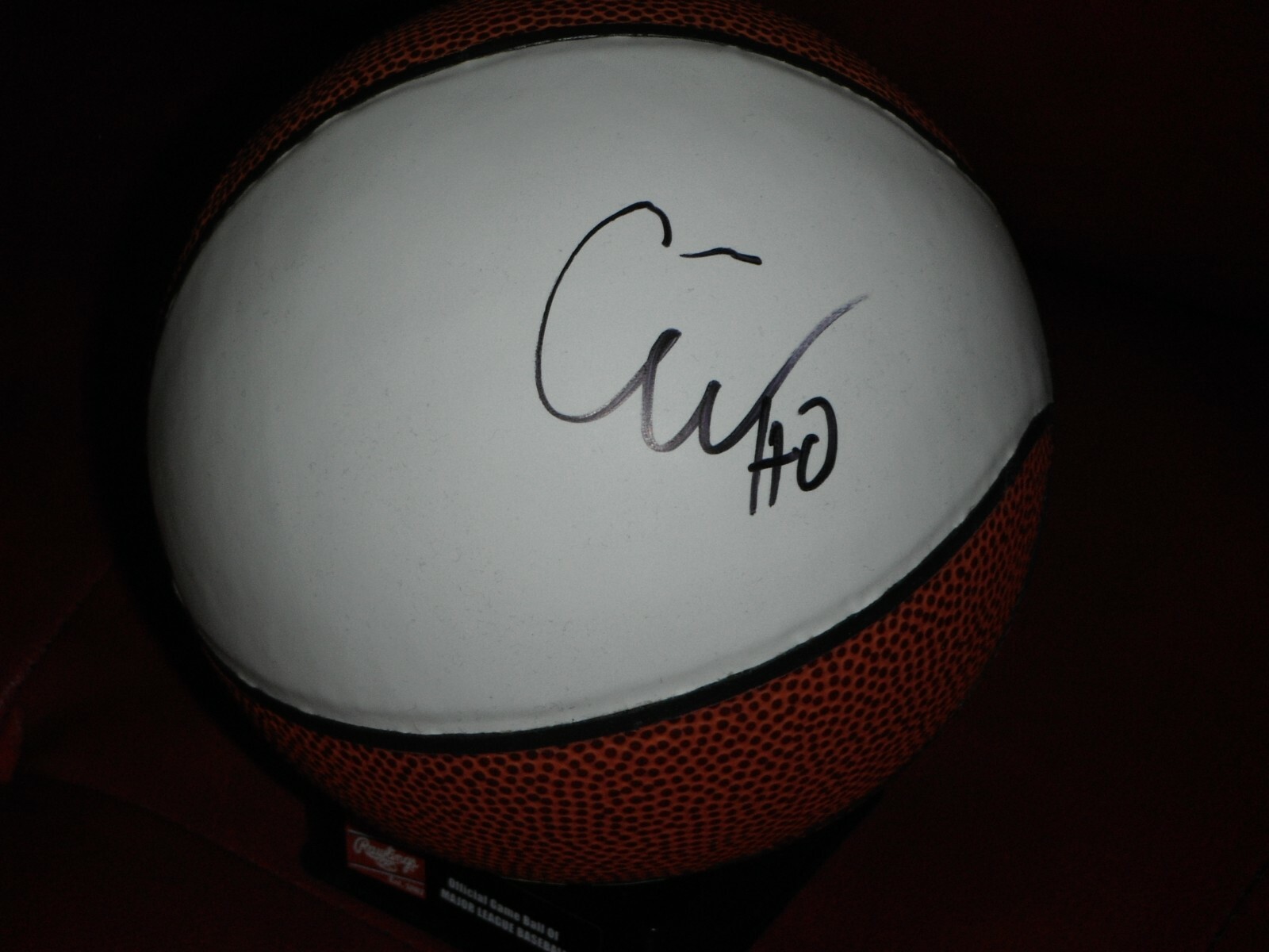 CHICAGO BULLS COBY WHITE SIGNED MINI WHITE LEATHER BALL NORTH CAROLINA Collectible Memorabilia