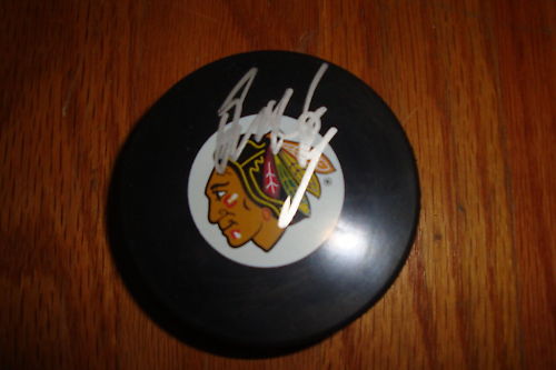 Bill Hay Signed Puck W/COA Chicago Blackhawks HOF ROY B Collectible Memorabilia