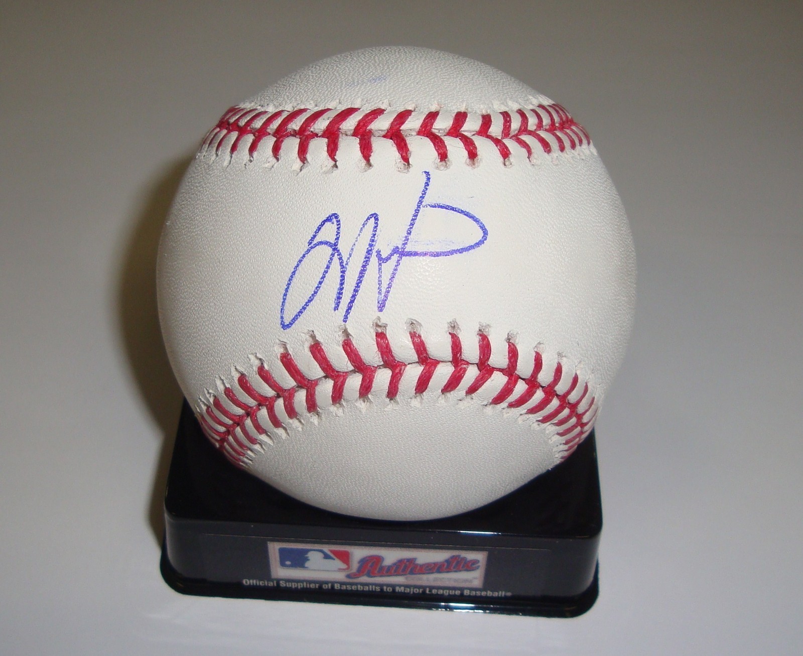 Tim Hudson Signed Official Major League Baseball w/COA Atlanta Braves Collectible Memorabilia