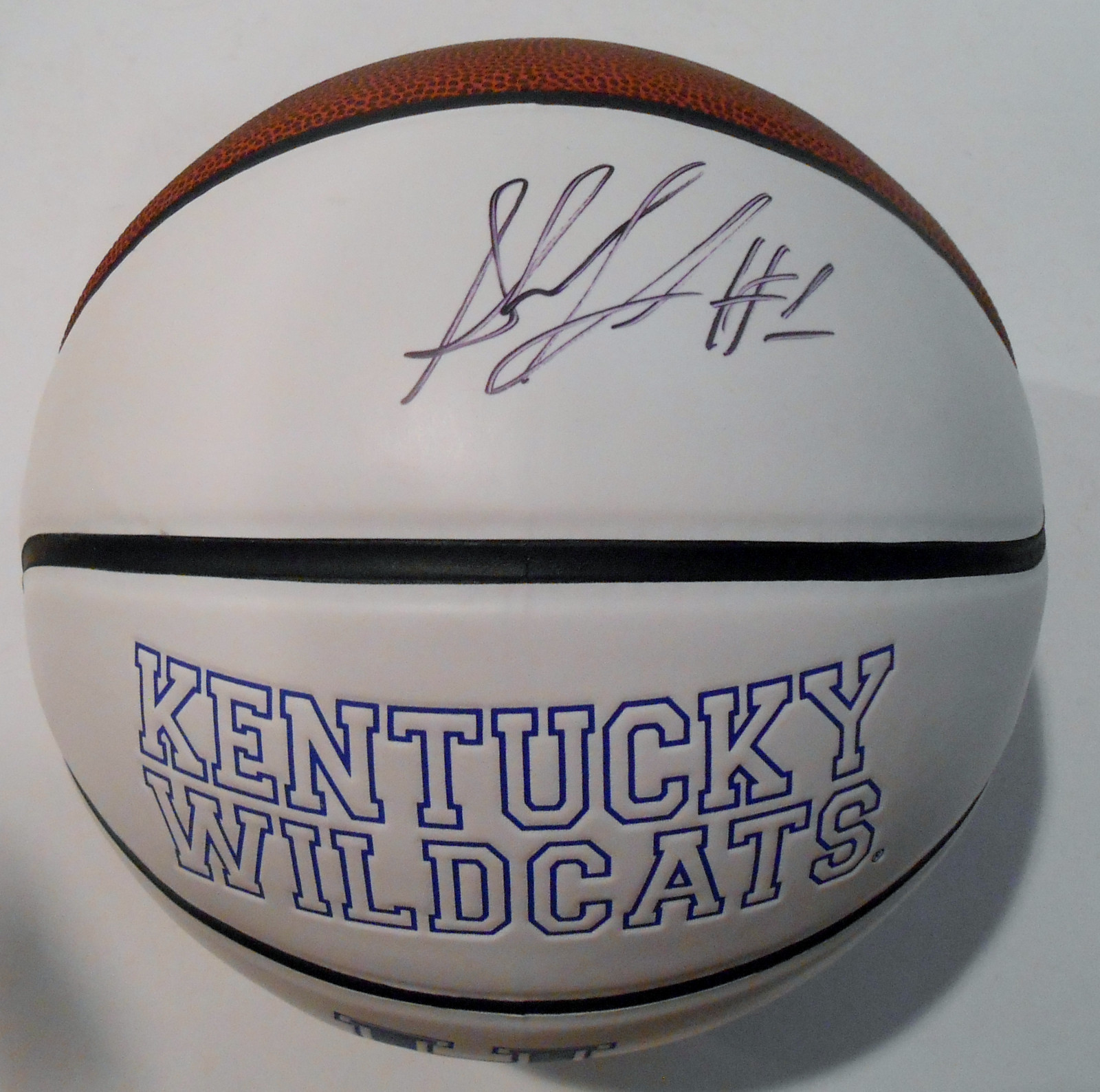 Skal Labissiere Signed Kentucky Wildcats Logo Basketball w/JSA COA SD08609 Collectible Memorabilia