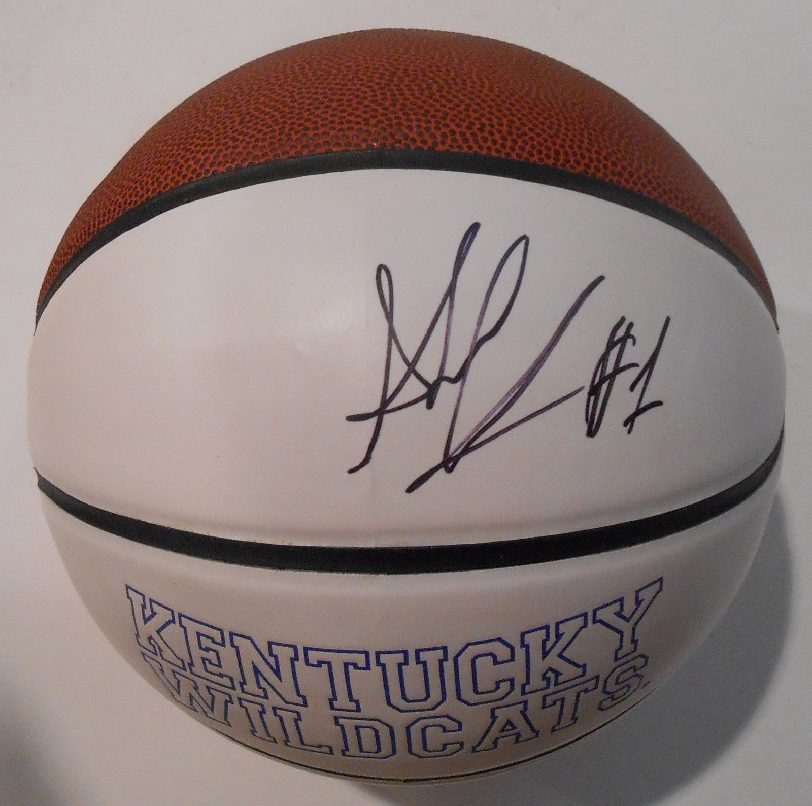 Skal Labissiere Signed Kentucky Wildcats Logo Basketball w/JSA COA SD08607 Collectible Memorabilia