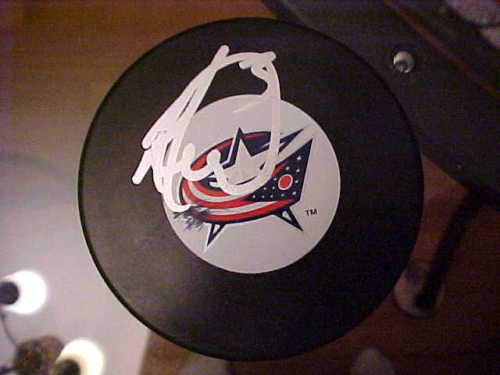 COLUMBUS BLUE JACKETS MARC METHOT SIGNED PUCK Collectible Memorabilia
