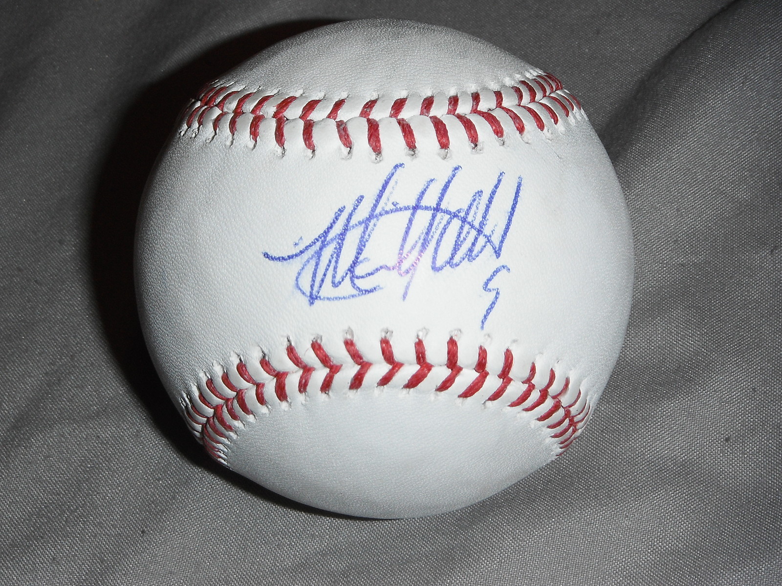 TEXAS RANGERS MIKE OLT SIGNED OML BASEBALL Collectible Memorabilia