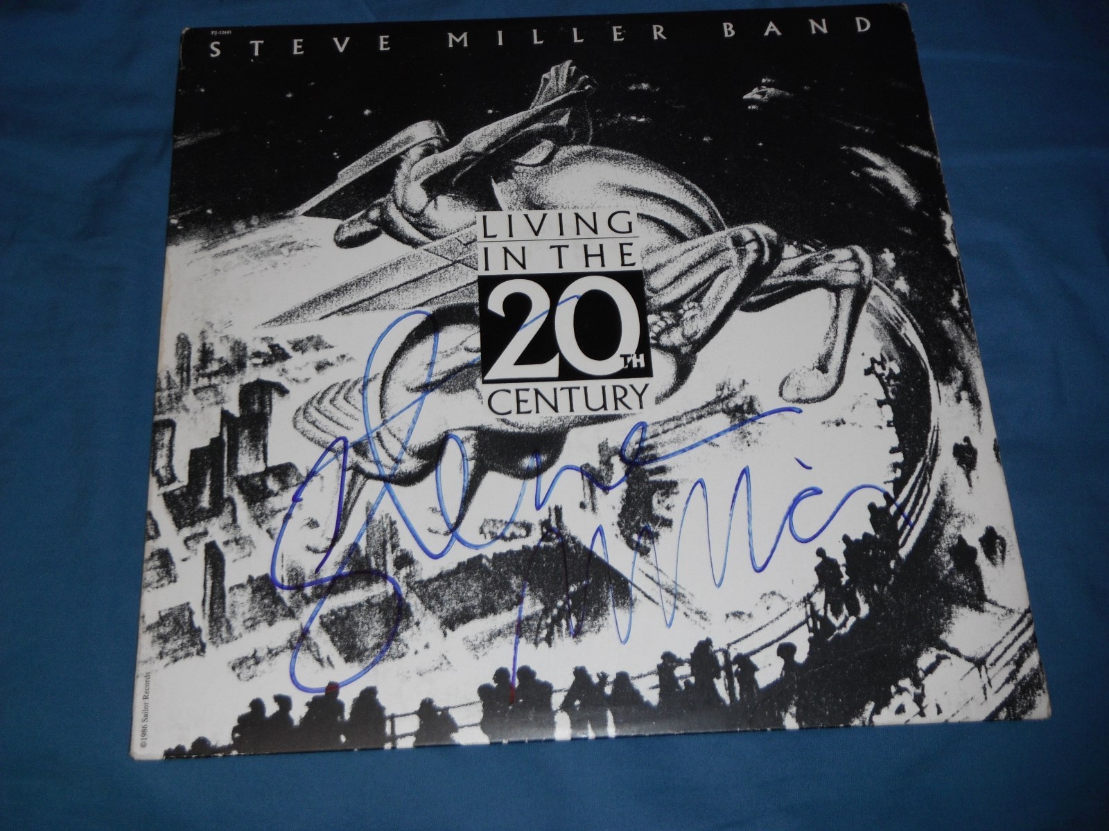 STEVE MILLER LIVING IN THE 20TH CENTURY SIGNED VINYL RECORD Collectible Memorabilia