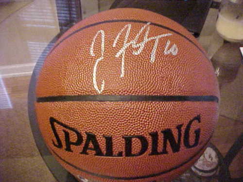 MINNESOTA WOLVES JONNY FLYNN SIGNED BASKETBALL SYRACUSE Collectible Memorabilia