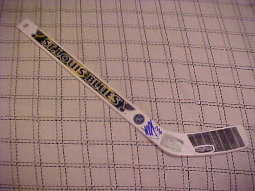 ST. LOUIS BLUE MATT D’AGOSTINI SIGNED LOGO STICK YOUNG  COLLECTIBLE MEMORABILIA
