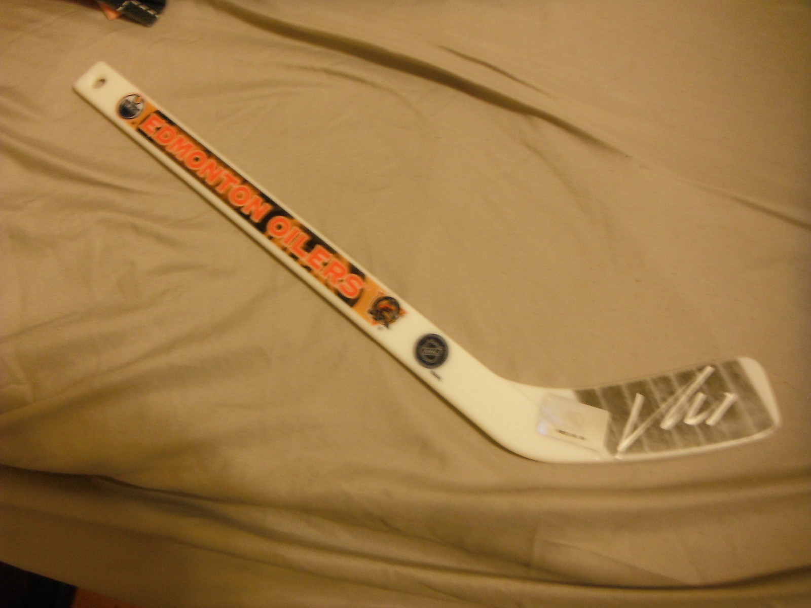 EDMONTON OILERS YOUNG GUN NAIL YAKUPOV SIGNED SOUVENIR STICK Collectible Memorabilia