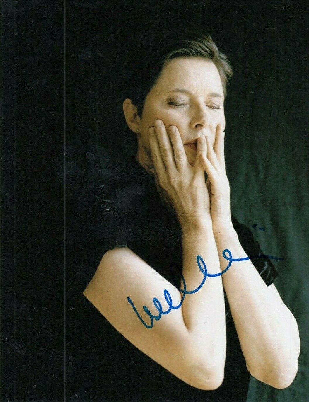 ISABELLA ROSSELLINI signed (BLUE VELVET) Star 8X10 photo *Dorothy* W ...