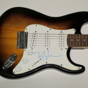 BARRY MANILOW SIGNED AUTOGRAPH FENDER BRAND ELECTRIC GUITAR COPACABANA COLLECTIBLE MEMORABILIA