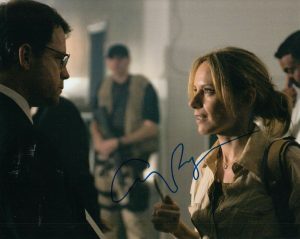 AMY RYAN SIGNED (THE OFFICE) TV SHOW AUTOGRAPH 8X10 PHOTO *HOLLY FLAX* W/COA #2  COLLECTIBLE MEMORABILIA