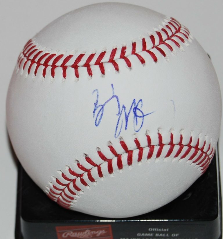BILLY MCKINNEY SIGNED (NEW YORK YANKEES) OFFICIAL MAJOR LEAGUE BASEBALL W/COA  COLLECTIBLE MEMORABILIA